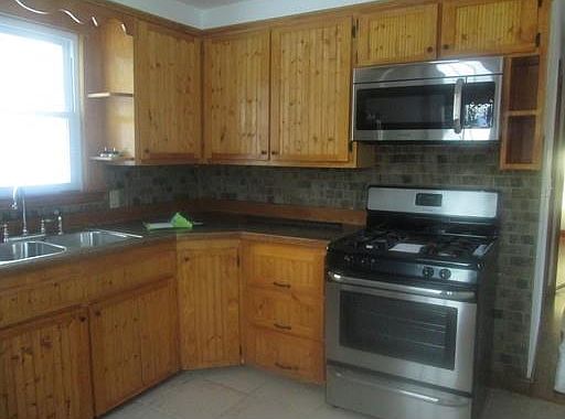 2nd image of 398 Fairmount St