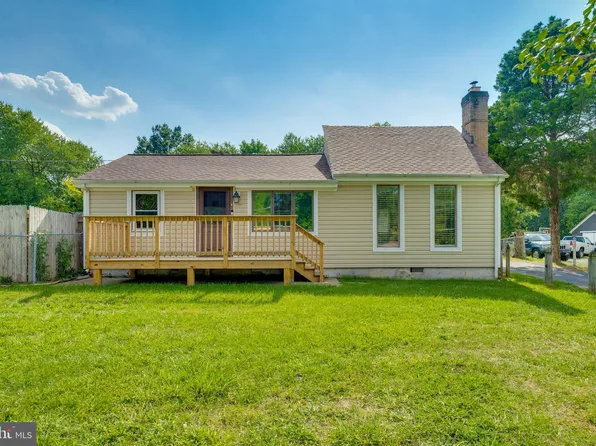 3821 Lumar Dr, Fort Washington, MD 20744