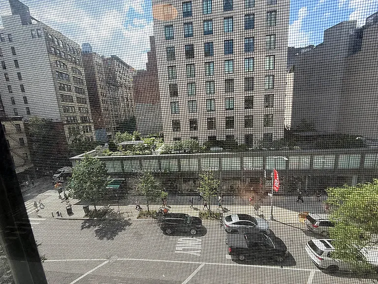 31 E 12th St #5A — Photo 18