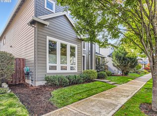 6092 SE Thornapple St, Hillsboro, OR 97123