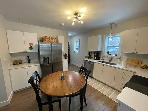 205 Gansevoort Ave #1 Photo 1