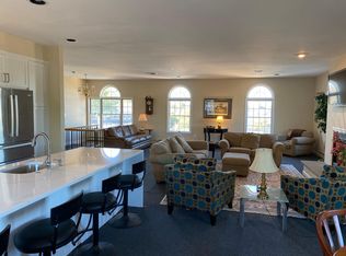 3 Boulevard St #PENTHOUSE, Milton, MA 02186