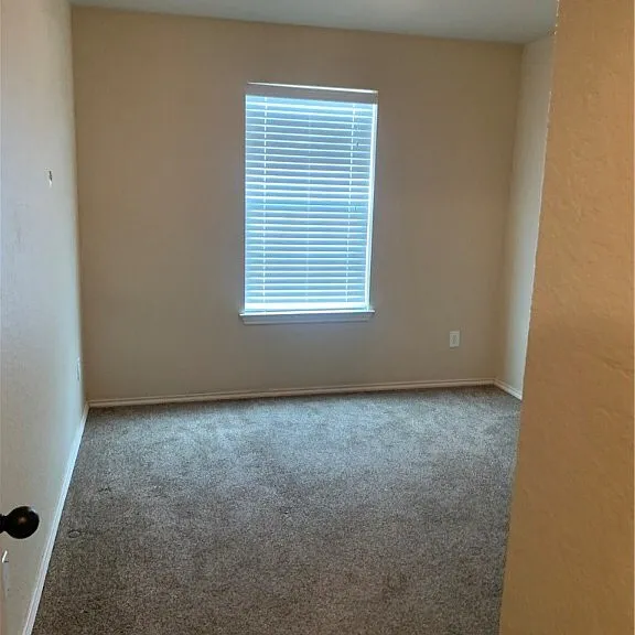 553 Creekside Cir #553 — Photo 7