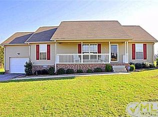 554 Roberts Rd, Watertown, TN 37184