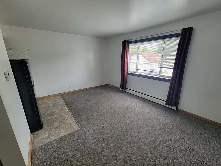 6521 W Beloit Rd — Photo 2