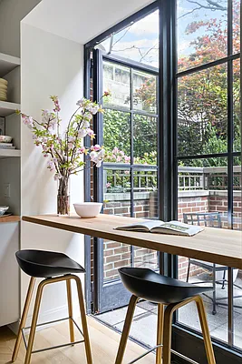 Sold by Sotheby's International Realty | media 6