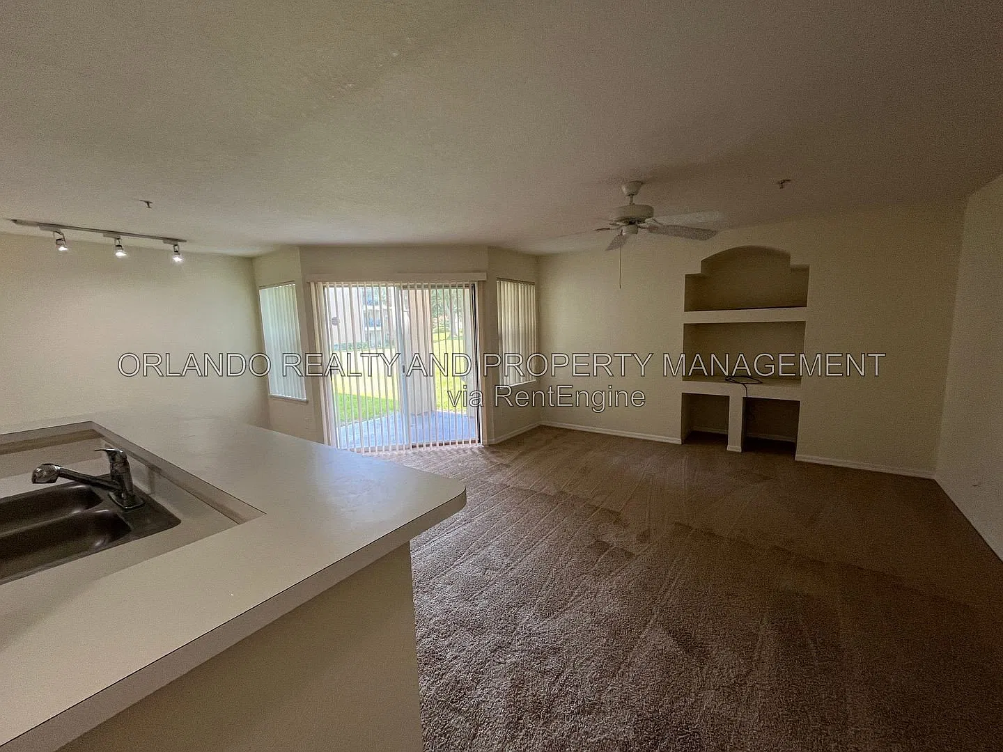 7360 Westpointe Blvd — Photo 4