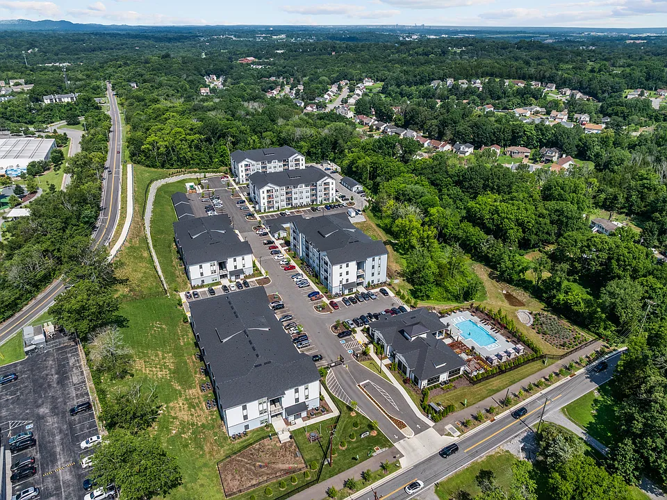 Novo Hickory Highlands