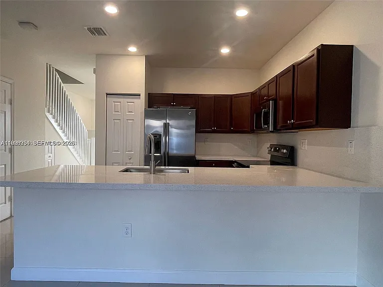 10491 W 34th Ct — Photo 18