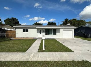 6311 Liberty St, Hollywood, FL 33024