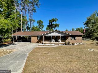 121 Camellia Dr, Reidsville, GA 30453