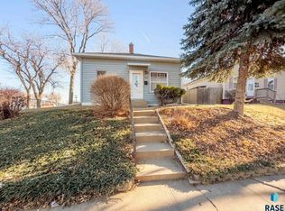 1322 N Dakota Ave, Sioux Falls, SD 57104