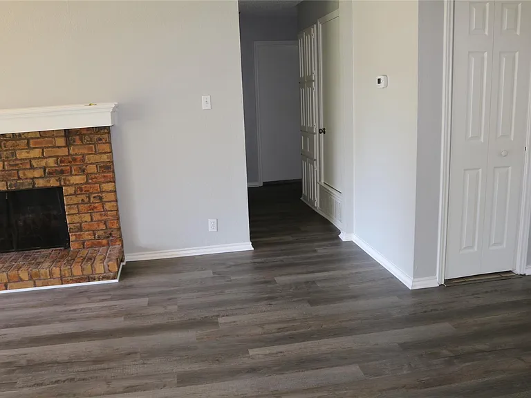 627 Cherry Ln — Photo 10