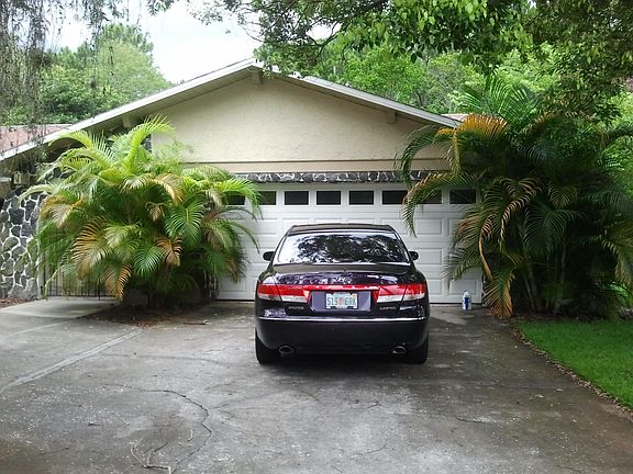 2 Car Garage, Workbench