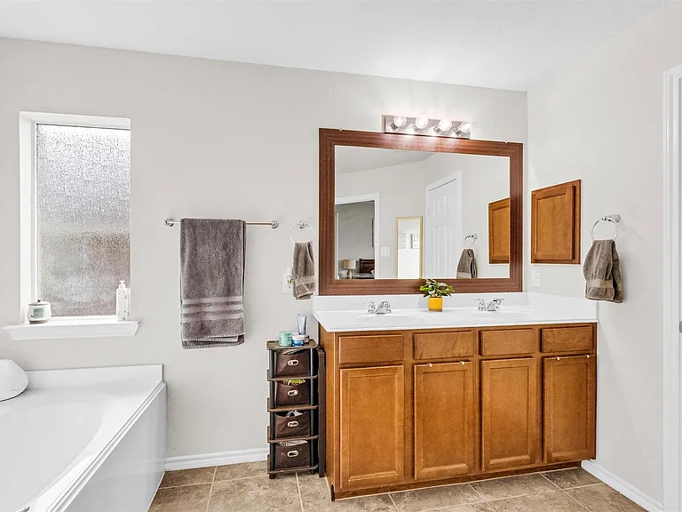 1700 Fall Forest Ct — Photo 22