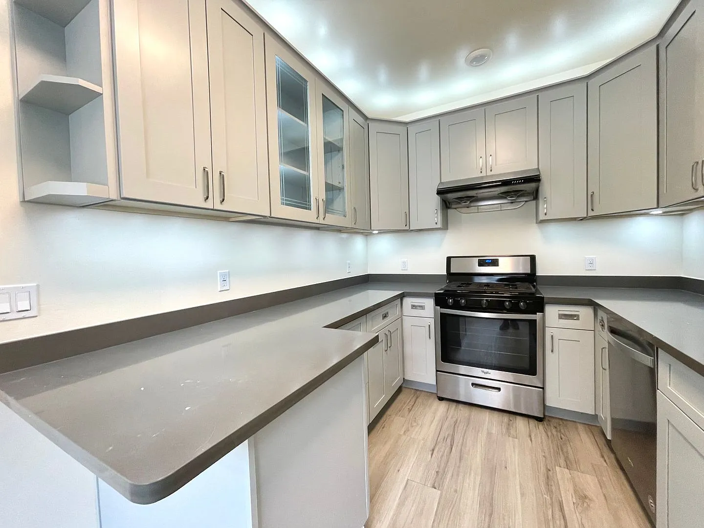 3010 Fulton Street (1099r) — Photo 4