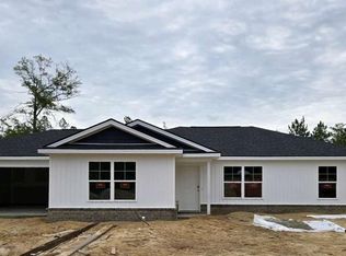 183 Sparrow Ln, Jesup, GA 31545