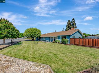 5891 Caulfield Dr, Clayton, CA 94517