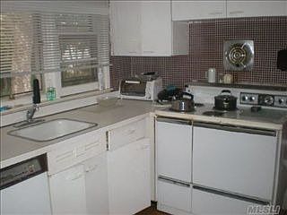5th image of 18 Elderberry Ln
