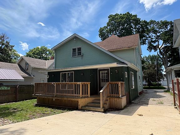 3rd image of 804 N Jackson St