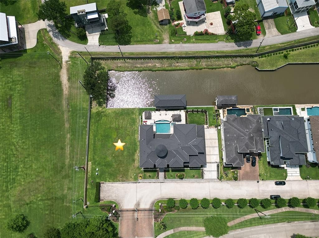 307 Blue Water Way, Kemah, TX 77565 MLS 76130289 Zillow