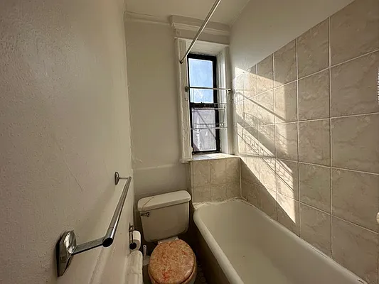 Rented by Azure Realty NY LLC | media 10