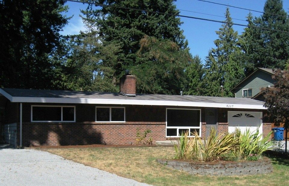 1st image of 6227 193rd St SW
