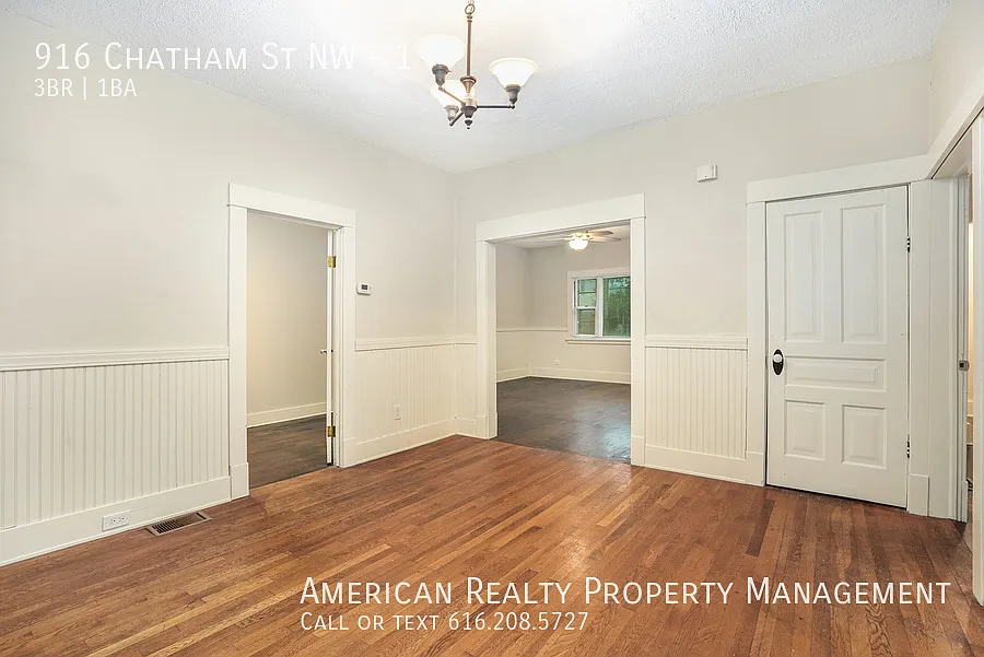 Building Photo - 916 Chatham St NW #1
