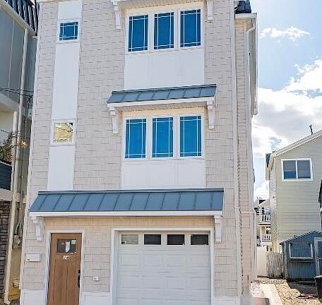 3rd image of 24 Surf Street