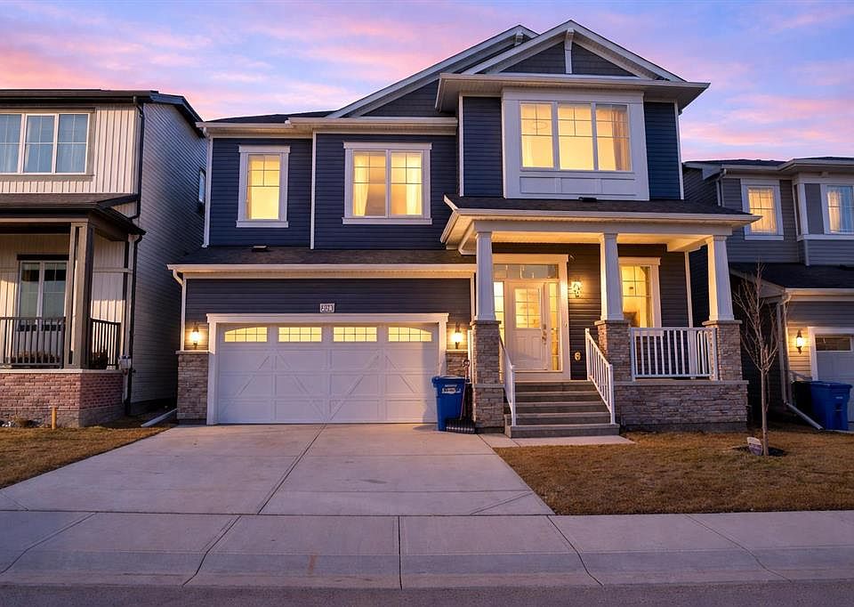 1st image of 228 Windrow Line SW