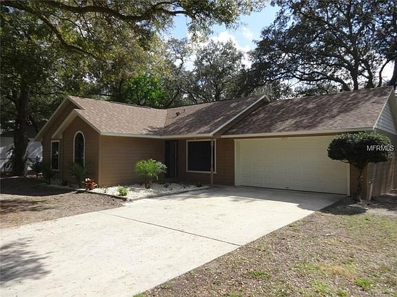 3rd image of 5822 Lullaby Ln