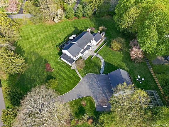 2nd image of 14 Annandale Road