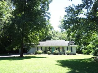 158 Chesley Dr, Falling Waters, WV 25419