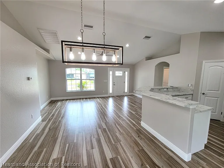 4410 Lake Haven Blvd — Photo 3