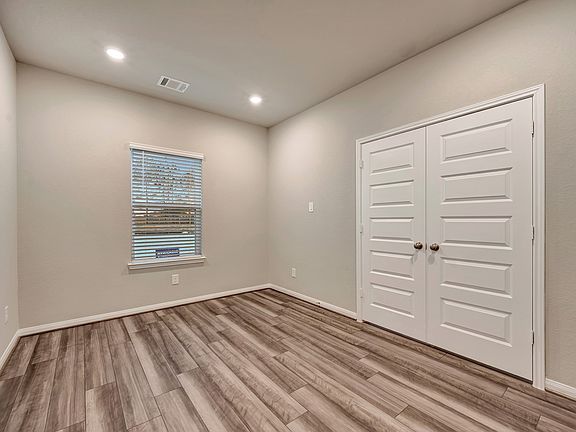 5th image of 12927 Royal Ann Way