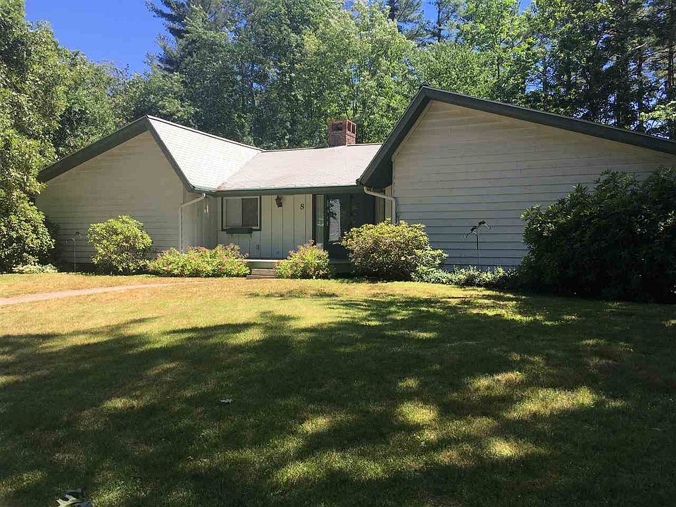 1st image of 8 Cabot Dr