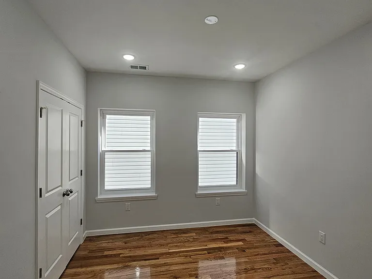 414 S 10th St #2 — Photo 13