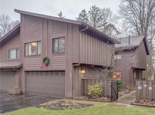 799 Geddes Blf, Northfield, OH 44067