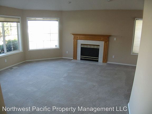 3rd image of 1642 Diamond Peak Ct NW