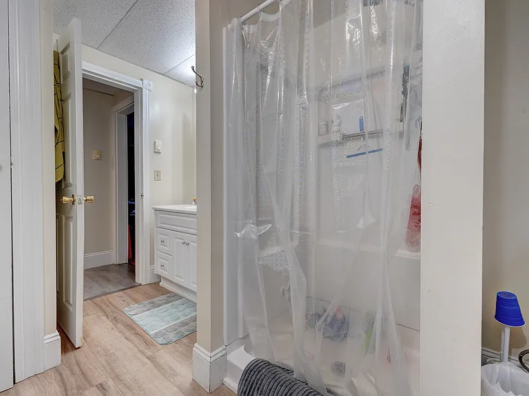 39-43 Main St #1 — Photo 14