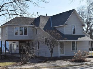 104 E Van Buren St, Mitchell, IA 50461