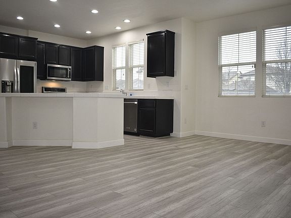 2nd image of 4931 Trouville Ln