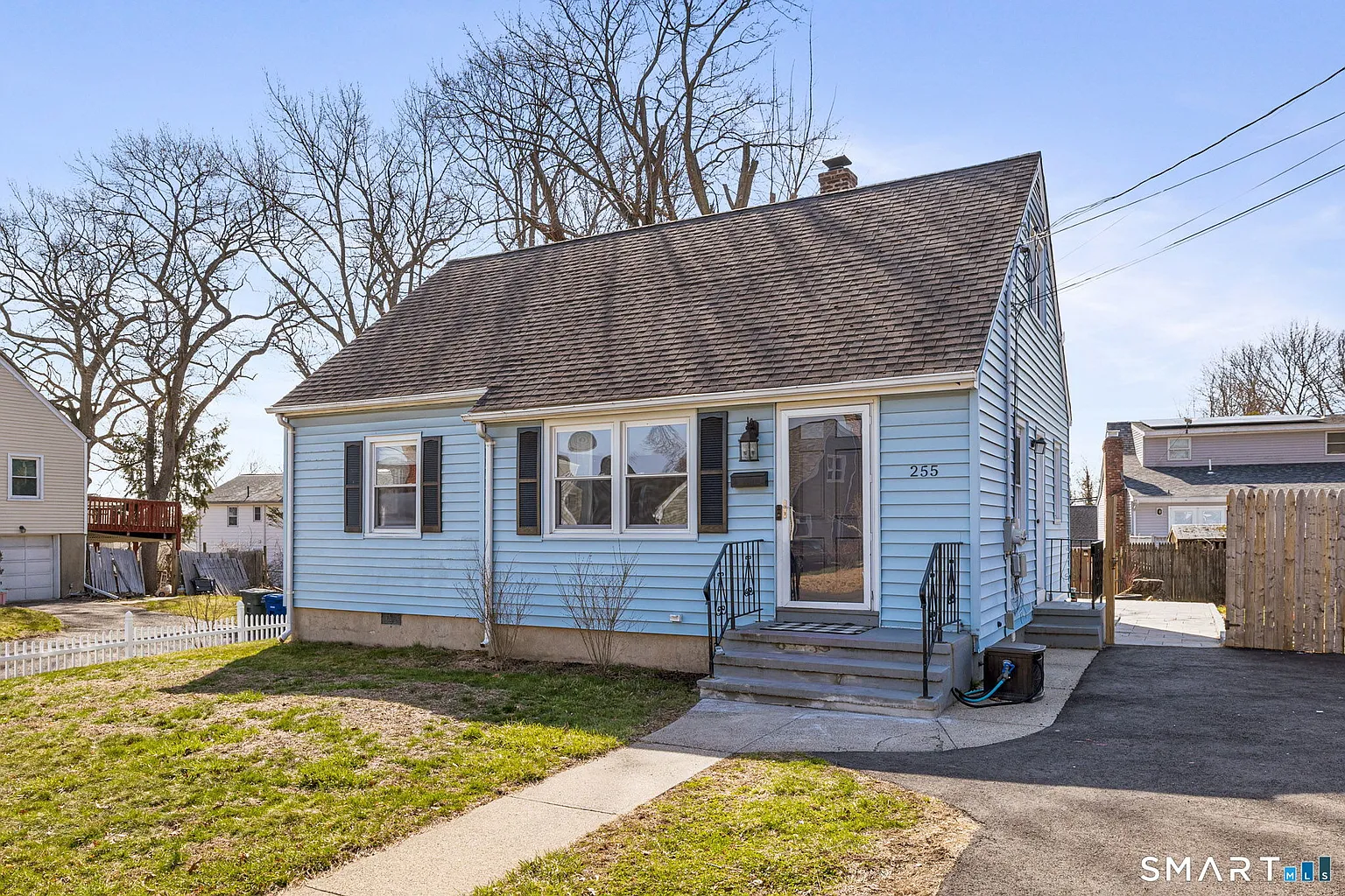 255 Ruth Street photo 1