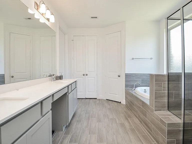 6502 Wild Hollow Ct — Photo 14