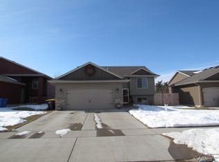 4333 S Tribbey Trl, Sioux Falls, SD 57106