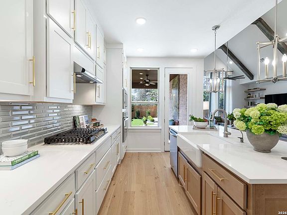 6th image of this home