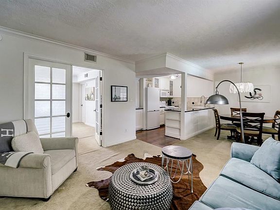 5th image of 9029 Gaylord Dr APT 126