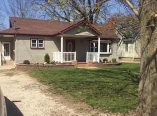 406 Ross St, Walnut, IL 61376