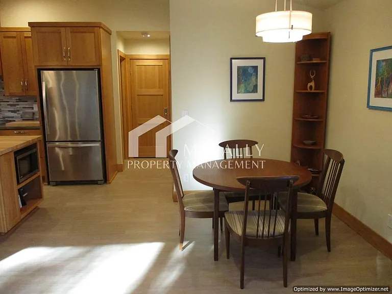 4208 Forest Beach Dr NW — Photo 9
