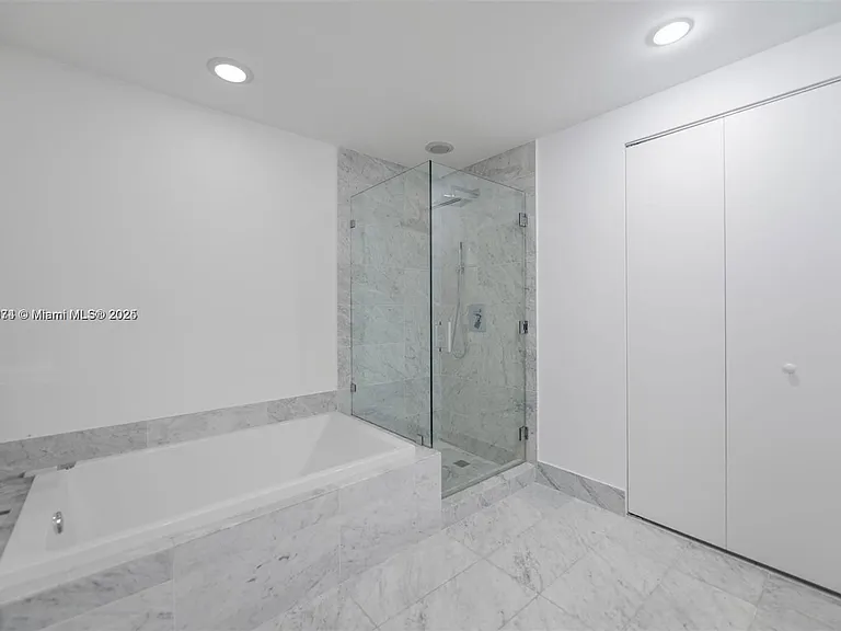 801 S Miami Ave #1702 — Photo 17